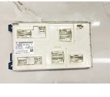 Mercedes-Benz ML W166 SAM control unit A1669008903 A1669018800 A1669029301