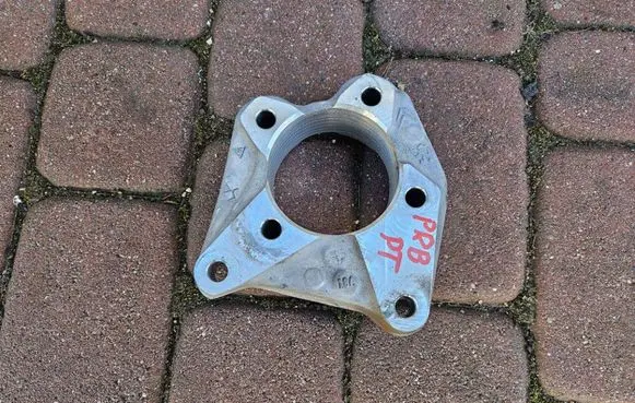 Citroen Berlingo Rear wheel hub 9813623380