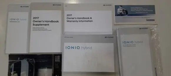 Hyundai Ioniq User manual 
