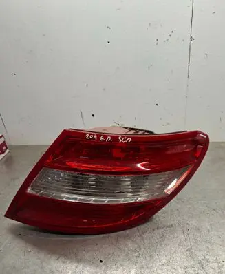 Mercedes-Benz C W204 Rear/tail lights 2048200264