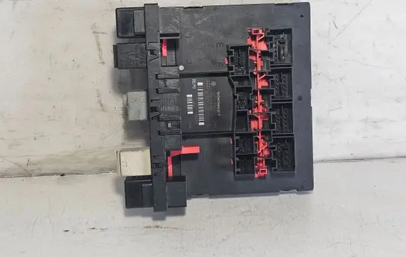Volkswagen Caddy Comfort/convenience module 3C0937049D