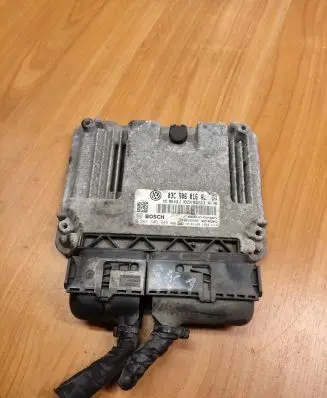Skoda Superb B6 (3T) Engine control unit/module 03C906016AL 03C906016C 0261S05949