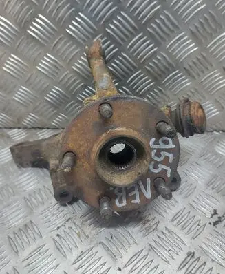 Toyota Avensis Verso Front wheel hub