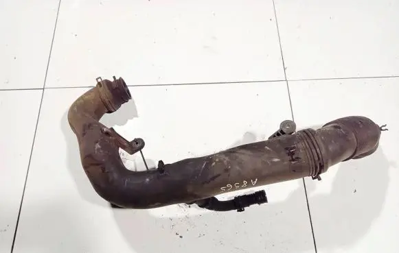 Volkswagen Golf V Intercooler hose/pipe