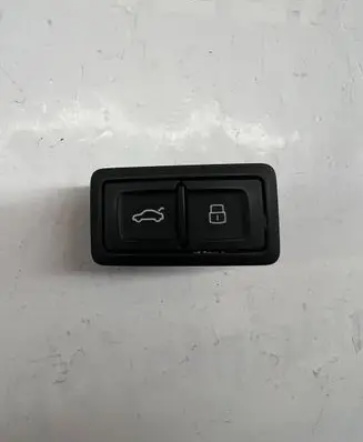 Audi A6 S6 C7 4G Tailgate opening switch 4G0959831B 03082017 10092486