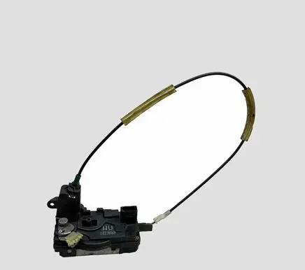 Opel Astra H Front door lock 13220365