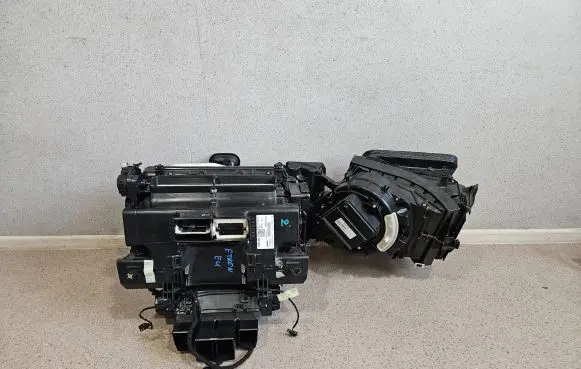 Audi e-tron Interior heater climate box assembly 4K1820005AE