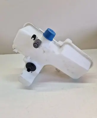 BMW i3 Windshield washer fluid reservoir/tank 7304025 10543512