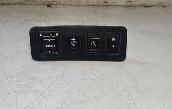 Toyota Camry Wing mirror switch 55446AA010