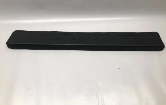Chevrolet Camaro Front sill trim cover 917326291