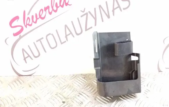 Audi A3 S3 8V Other trunk/boot trim element 8V3012636
