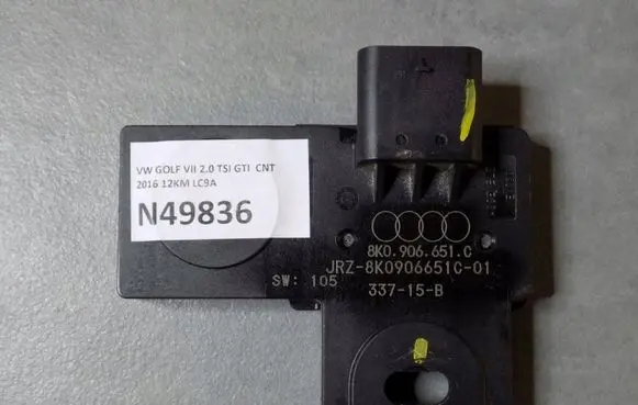 Volkswagen Golf VII Fuel level sensor 8K0906651C