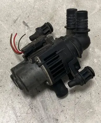 Mercedes-Benz S W220 Coolant heater control valve 0235451628