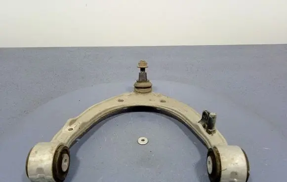Volkswagen Touareg II Front control arm 7P0407021
