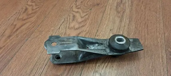 Renault Espace - Grand espace IV Engine mount bracket 8200400177 602540