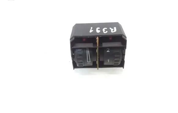 Volkswagen Touran I Headlight level height control switch 1T0941333