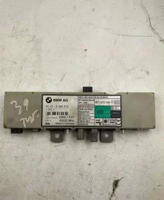 BMW 5 E39 Antenna control unit 65258368879 8368879