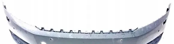 Volkswagen PASSAT B7 Front bumper 2248051