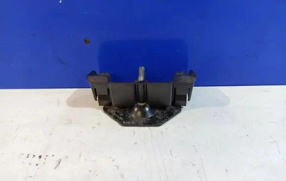 Saab 9-3 Ver2 Rear door lock loop/hook striker 13203495