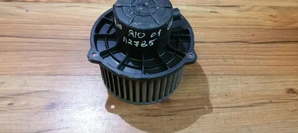 KIA Rio Heater fan/blower 0k30a61b10b