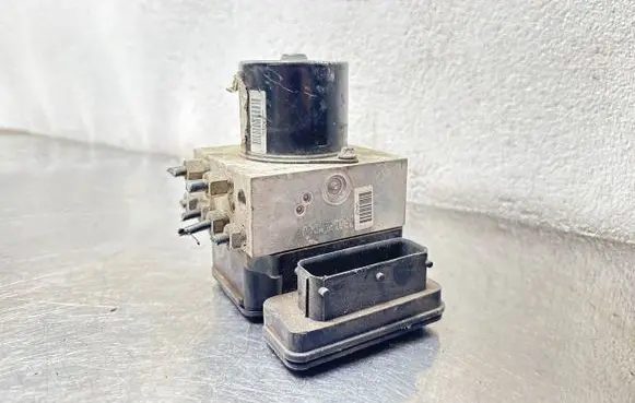 Opel Insignia A ABS Pump 13316697 16312208G 16817008
