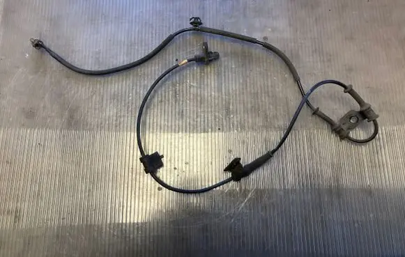 Hyundai i40 ABS brake wheel speed sensor 598103Z000