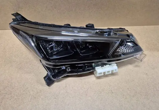 Nissan Leaf II (ZE1) Headlight/headlamp 260106WK7A