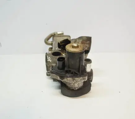 Audi A3 S3 8P EGR valve cooler 03L131512BJ 0280751016