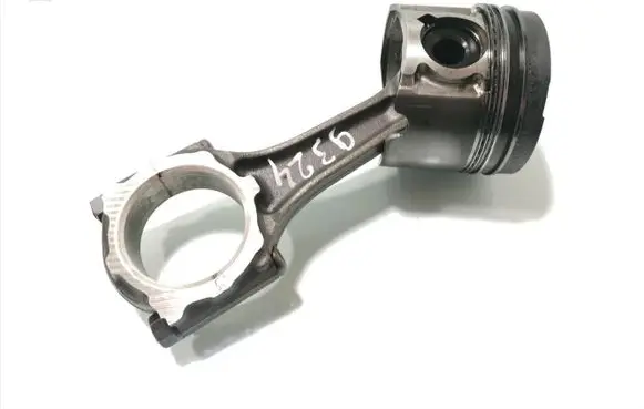Opel Astra H Piston with connecting rod