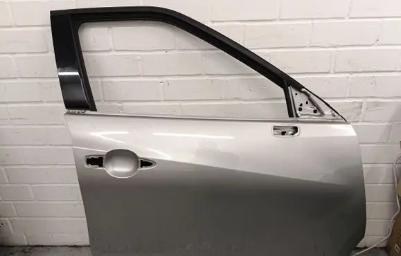 Nissan Juke II F16 Front door