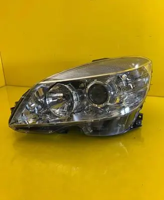 Mercedes-Benz C W204 Headlight/headlamp A2048208361