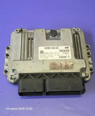 Hyundai Tucson TL Engine control unit/module 0261S14602 1039S77203 391992B2010
