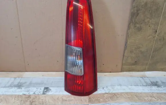 Volvo V70 Rear/tail lights 9154494