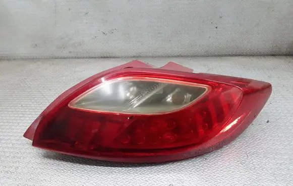 Mazda 2 Rear/tail lights
