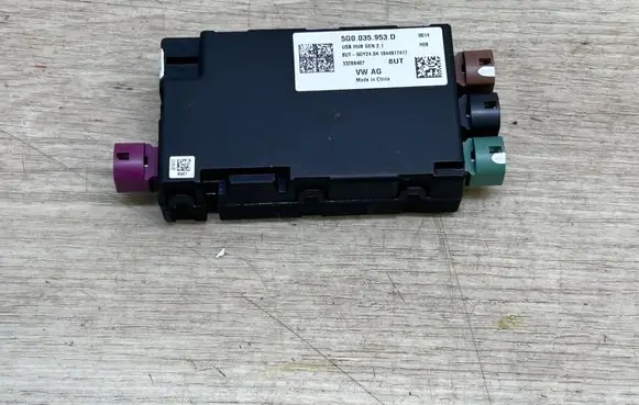 Porsche Panamera (971) USB control unit 9A764295301 5G0035953D