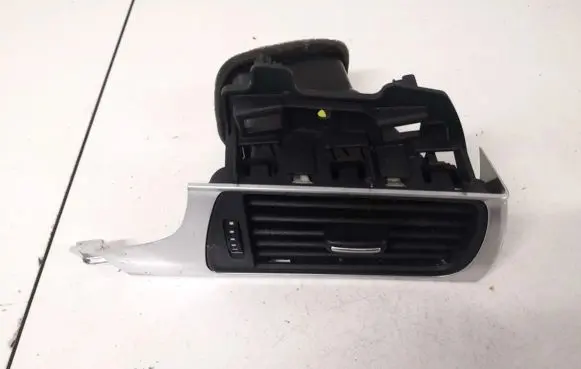 Audi A6 S6 C7 4G Dash center air vent grill 4g2820902