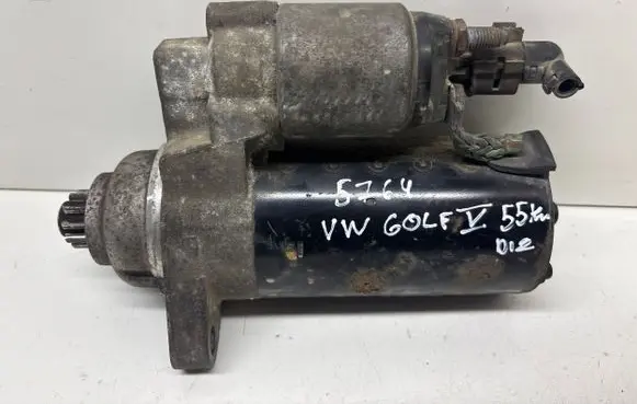 Volkswagen Golf V Starter motor 021911024