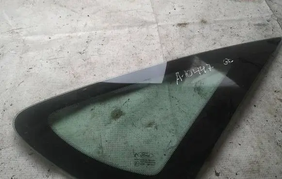 Ford Focus Rear side window as2