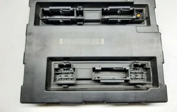 Volkswagen Touareg II Comfort/convenience module 4H0907064BL