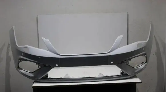 Seat Leon (5F) Front bumper 5F0807221AB 14884 5F0807217KA