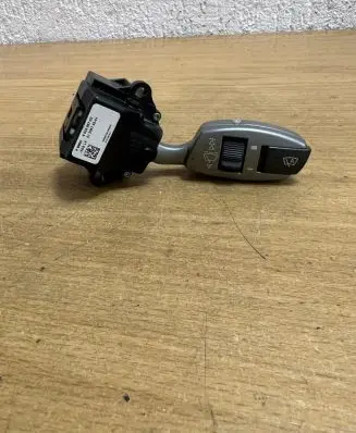 BMW 7 E65 E66 Wiper speed switch 695998702 0120676001