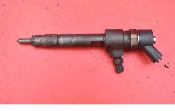 Opel Zafira B Fuel injector 0445110276