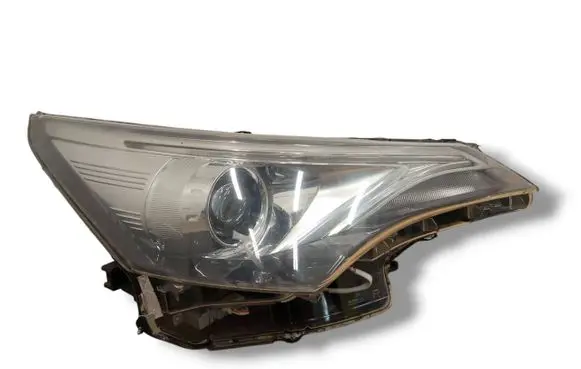 Toyota Avensis T270 Headlight/headlamp