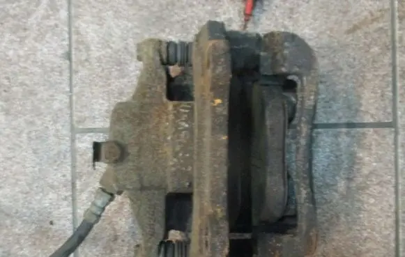 Fiat Bravo Front brake caliper
