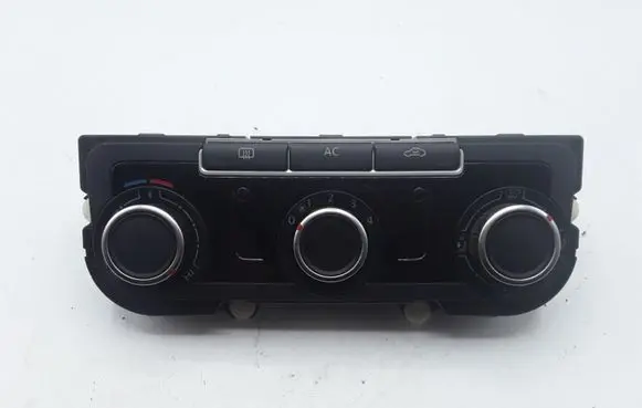 Volkswagen Golf VI Climate control unit 7N0907426AM 5HB009751 5HB00975170
