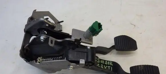 Citroen C3 Brake pedal 9682171580