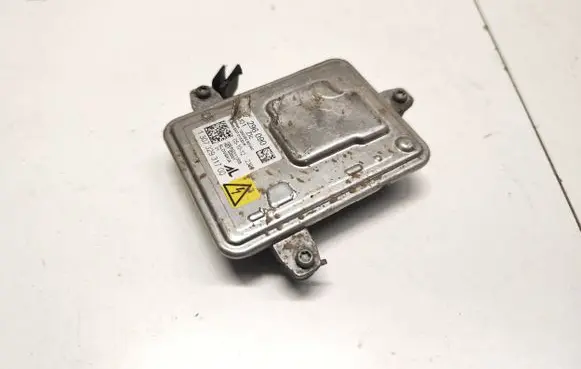 BMW 3 F30 F35 F31 Headlight ballast module Xenon 7296090 10EES111308