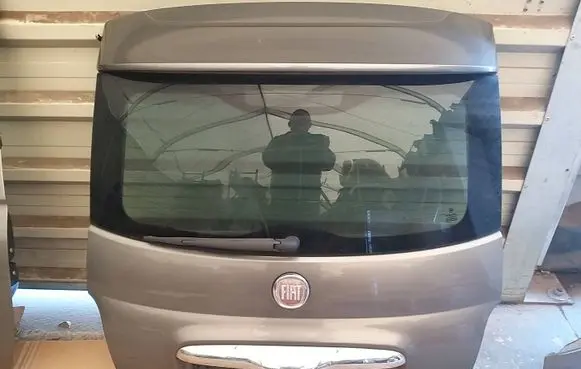 Fiat 500 Tailgate/trunk/boot lid 695