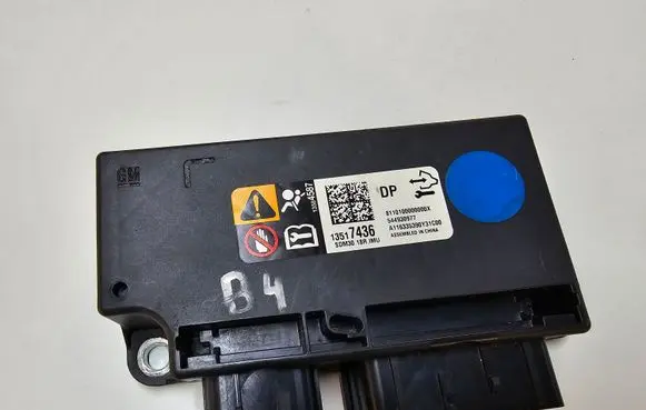 Buick Encore I Airbag control unit/module 13584587 13517436