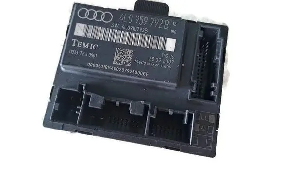 Audi Q7 4L Door control unit/module 4L0959792B 4L0910793B 0033TFJ0001